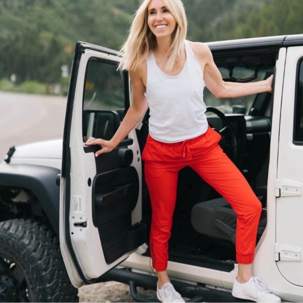 NWOT Zyia Everywhere Red Joggers